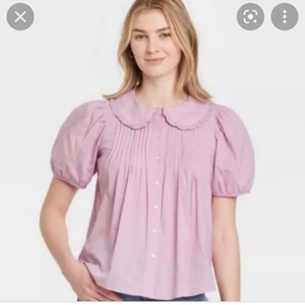 Universal Thread vintage-look women’s medium lavender puff sleeve blouse